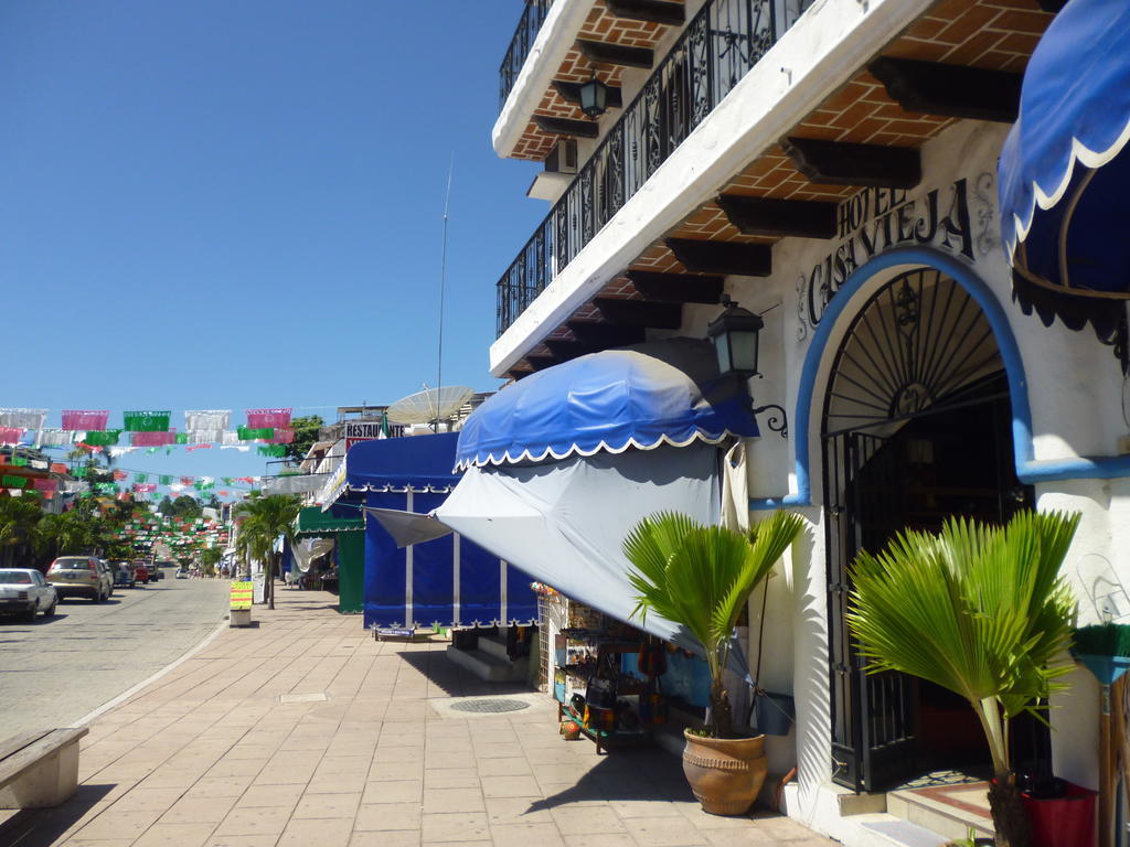 Hotel Casa Vieja Puerto Escondido  Exterior photo